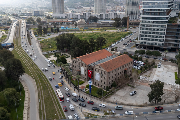HKMO İzmir Şubesi’nden Meslek Fabrikası açıklaması HKMO İzmir Şubesi’nden Meslek Fabrikası açıklaması