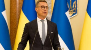 Stubb, Paralimpik sporcuları sarayda ağırladı