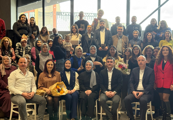 Karabük’te sanat ve edebiyat programı gerçekleşti Karabük’te sanat ve edebiyat programı gerçekleşti