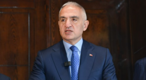 Bakan Ersoy, TOGEMDER Başkanı Sekmen ile görüştü Bakan Ersoy, TOGEMDER Başkanı Sekmen ile görüştü