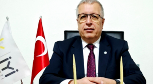 Karaduman: Yönetmek; karar almak, arkasında durmak ve bedelini üstlenmektir