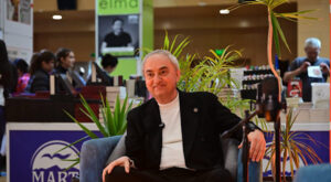 Başkan Kocagöz, Kepez Kitap Fuarı’nın yayın stüdyosuna konuk oldu