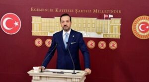 Zorlu, Kars’ta iİftar programına katıldı