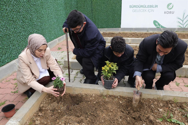 Ümaniye’de Orman Haftası’nda etkinlik gerçekleştirildi Ümaniye’de Orman Haftası’nda etkinlik gerçekleştirildi