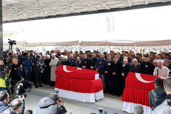 Bakan Güler, ASELSAN teknisyenleri Kahraman ve Can’ın cenaze törenine katıldı