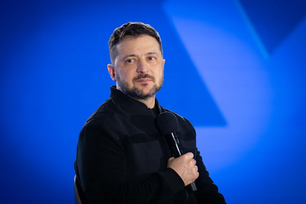 Zelenski: Sumy bölgesindeki Shostka’ya yaklaşık 40 İHA fırlatıldı