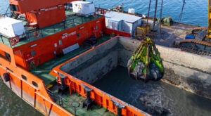 İzmir Körfezi’nden 1 milyon ton dip çamuru çıkardı