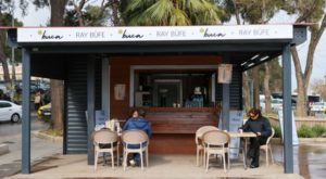 Buca’da iki yeni büfe hizmete açıldı