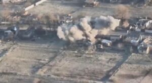 Ukrayna ve Rusya hattında karşılıklı operasyonlar sürüyor