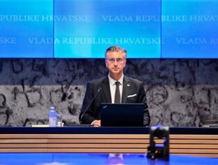 Plenkovic’den Kuzey Makedonya’ya AB sürecinde destek