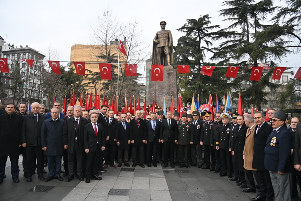 Başkan Genç, 18 Mart törenine katıldı Başkan Genç, 18 Mart törenine katıldı