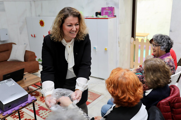 Gemlik’te Toplumsal Cinsiyet Eşitliği Paneli düzenlendi Gemlik’te Toplumsal Cinsiyet Eşitliği Paneli düzenlendi