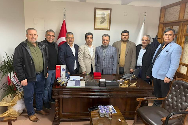Mahalle muhtarlarından Bursa Lokantacılar ve Benzerleri Odası’na ziyaret Mahalle muhtarlarından Bursa Lokantacılar ve Benzerleri Odası’na ziyaret