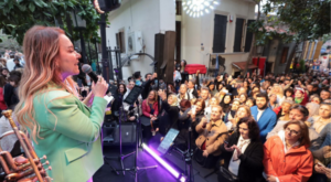 Konak’ta Dario Moreno şenliği düzenlendi