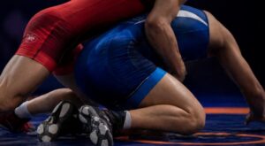 Milli güreşçiler Akkuş ve Çavuşoğlu Avrupa üçüncüsü oldu