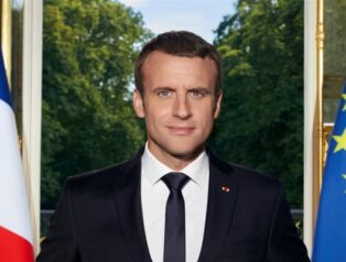 Macron, İran Cumhurbaşkanı Pezeşkiyan ile telefonda görüştü Macron, İran Cumhurbaşkanı Pezeşkiyan ile telefonda görüştü