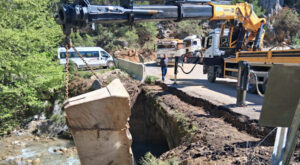 Antalya Büyükşehir Belediyesi, 60 yıllık köprüyü yeniliyor