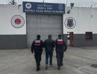 Rize’de hırsızlıktan aranan şahıs yakalandı