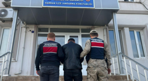 Şanlıurfa’da dolandırıcılık suçundan aranan şahıs yakalandı
