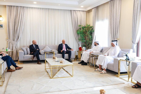 Al Khulaifi, ABD Suriye Özel Temsilcisi Barrack ile bir araya geldi Al Khulaifi, ABD Suriye Özel Temsilcisi Barrack ile bir araya geldi