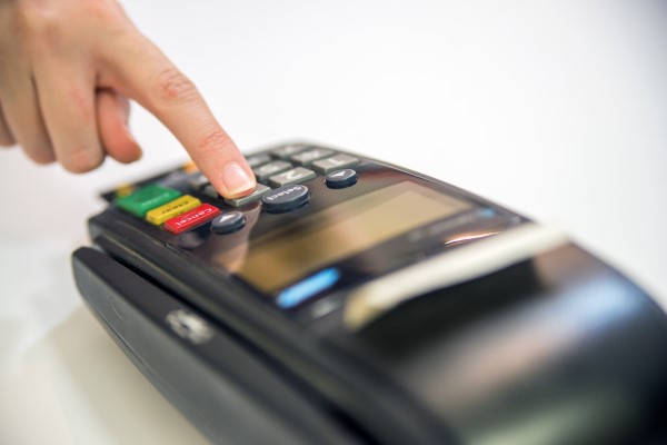 Kart harcamalarında haftalık artış 83,9 milyar TL’ye ulaştı Kart harcamalarında haftalık artış 83,9 milyar TL’ye ulaştı