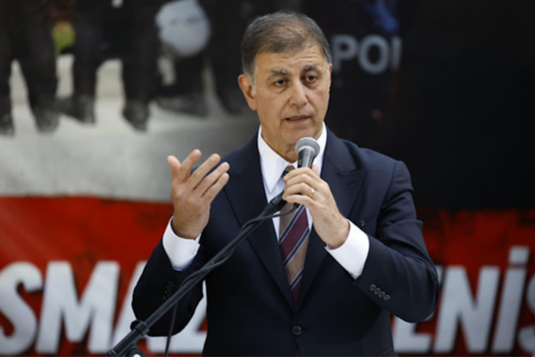 Bornova’daki zincirleme kazasına Tugay’dan taziye mesajı