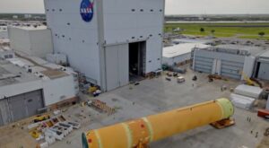NASA, Artemis III ana aşamasını Kennedy Uzay Merkezi’ne gönderiyor
