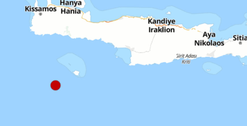 Akdeniz açıklarında 4.0 büyüklüğünde deprem Akdeniz açıklarında 4.0 büyüklüğünde deprem