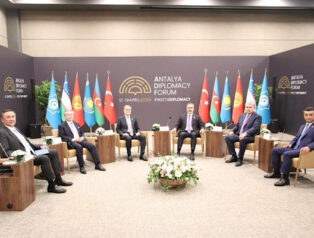 Kosherbayev, Dışişleri Bakanları Konseyi’nin gayri resmi toplantısına katıldı