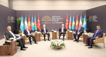 Kosherbayev, Dışişleri Bakanları Konseyi’nin gayri resmi toplantısına katıldı