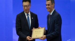 İspanya Başbakanı: İşbirliği bilimi zayıflatmaz, aksine daha da güçlendirir