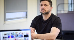 Zelenski: Dinyeper’deki hastanelerde 11 kişi tedavi görüyor