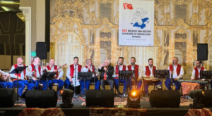 İzmir’de Van Gecesi düzenlendi