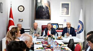 Başkan Uysal, Korkuteli Derneği’nin düzenlediği kahvaltı programına katıldı