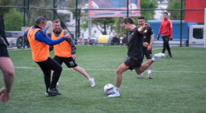 Çiftlik Halı Saha Tesisleri vatandaşların kullanımına açıldı