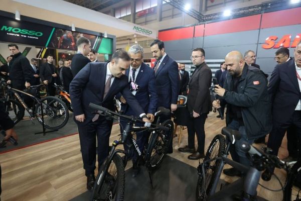 Bakan Kacır: Bisiklet ve motosiklet sanayisinde yerli üretimi güçlendiriyoruz