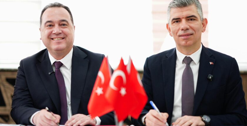 Soma’da doğalgaza geçiş başlatıldı