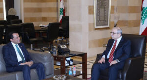 Salam, Katar Devleti’nin Lübnan Büyükelçisi Al-Thani ile görüştü