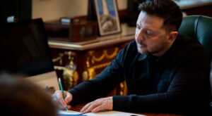 Zelenski: Suudi Arabistan ile altyapı alanlarındaki anlaşmalarımızı ilerletiyoruz