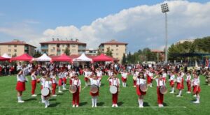 Siirt’te 23 Nisan Ulusal Egemenlik ve Çocuk Bayramı coşkuyla kutlandı