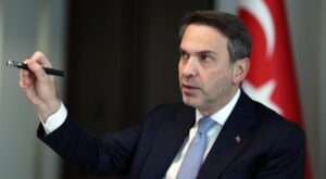 Bayraktar: Kritik mineraller enerji dönüşümünde stratejik öneme sahip