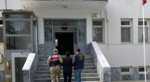 Şanlıurfa’da aranan şahıs yakalanarak tutuklandı