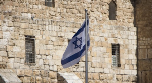 İsrail: Hizbullah roketi UNIFIL üssüne isabet etti, 3 BM personeli yaralandı