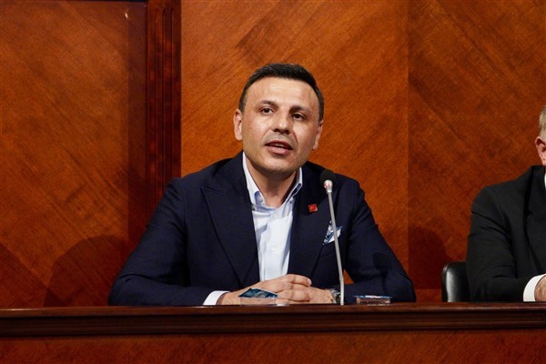 Çelik: Yalçın Küçük’ün vefatını üzüntüyle öğrendik