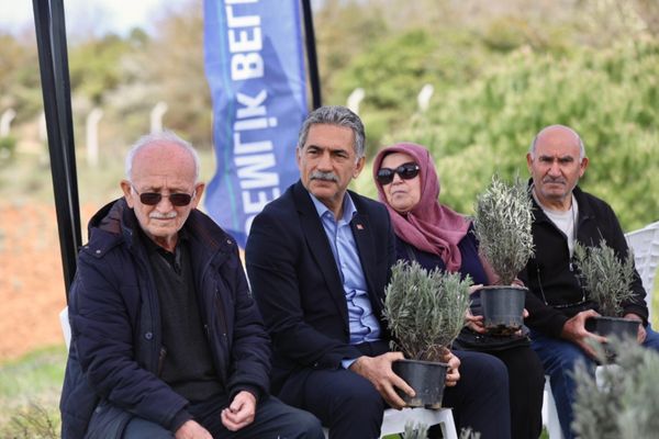 Gemlik Belediyesi’nden lavanta bahçesi projesi Gemlik Belediyesi’nden lavanta bahçesi projesi