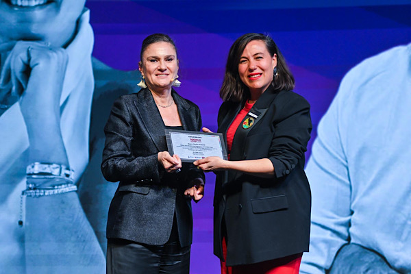 Marble Talks söyleşilerinin ilk konuğu Yeşim Kozanlı oldu Marble Talks söyleşilerinin ilk konuğu Yeşim Kozanlı oldu