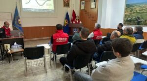 Havacılık kulübü gönüllülerine afet eğitimi verildi