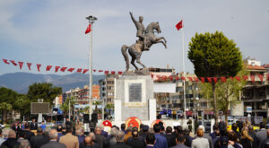 Atatürk’ün Edremit’e gelişinin 92. yıl dönümü kutlandı