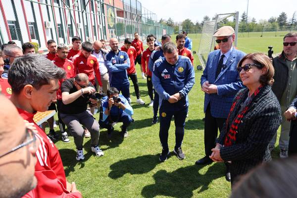 Eskişehirspor’a Balıkesirspor maçı öncesi ziyaret