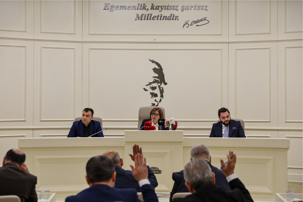 Şahin: Eğitim ve tarım yatırımlarımız sürecek Şahin: Eğitim ve tarım yatırımlarımız sürecek